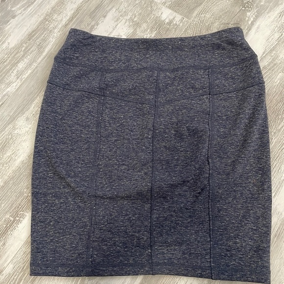 NWOT Athleta Dark Grey Athletic Stretch Skirt XXS - Picture 4 of 4